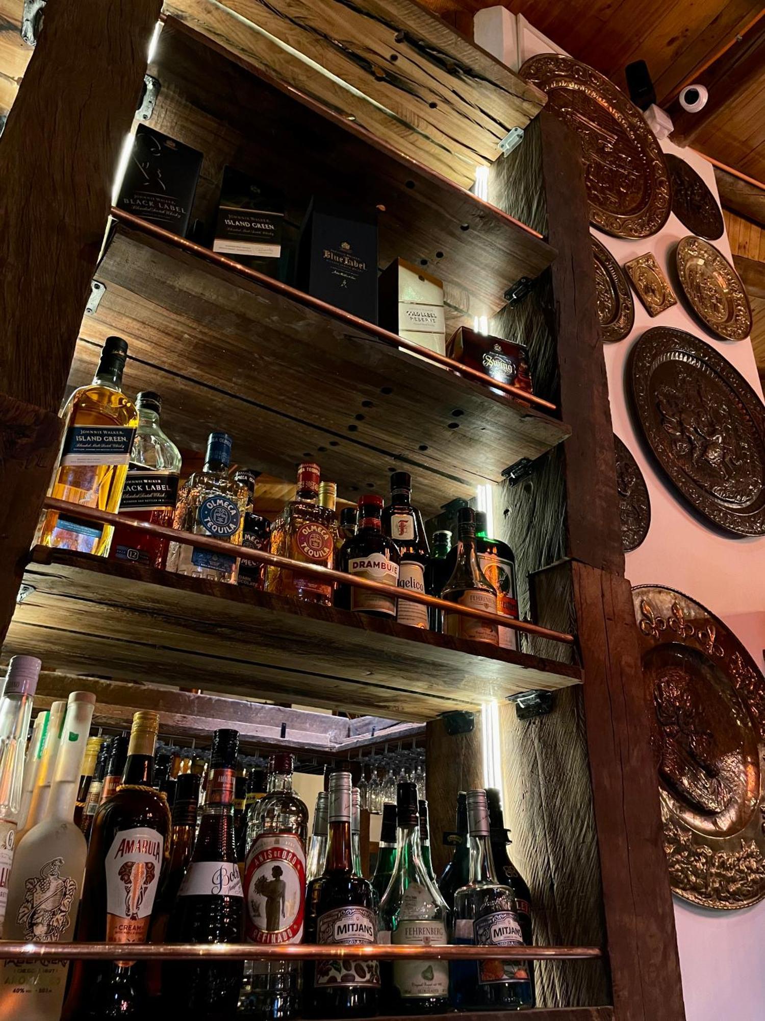 カラマ Entre Rieles Cabanas Y Restauranteアパートホテル エクステリア 写真